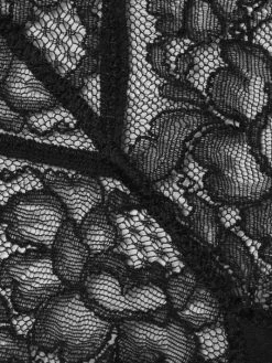 Kiki De Montparnasse Lace Thong Red -Kiki shop online unnamed file 402